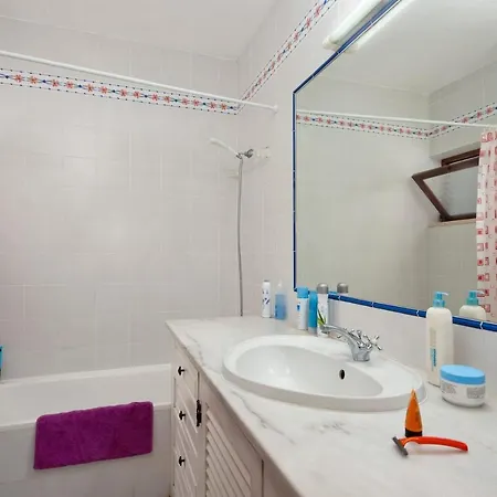 فيلة Medeira By البوفيرا